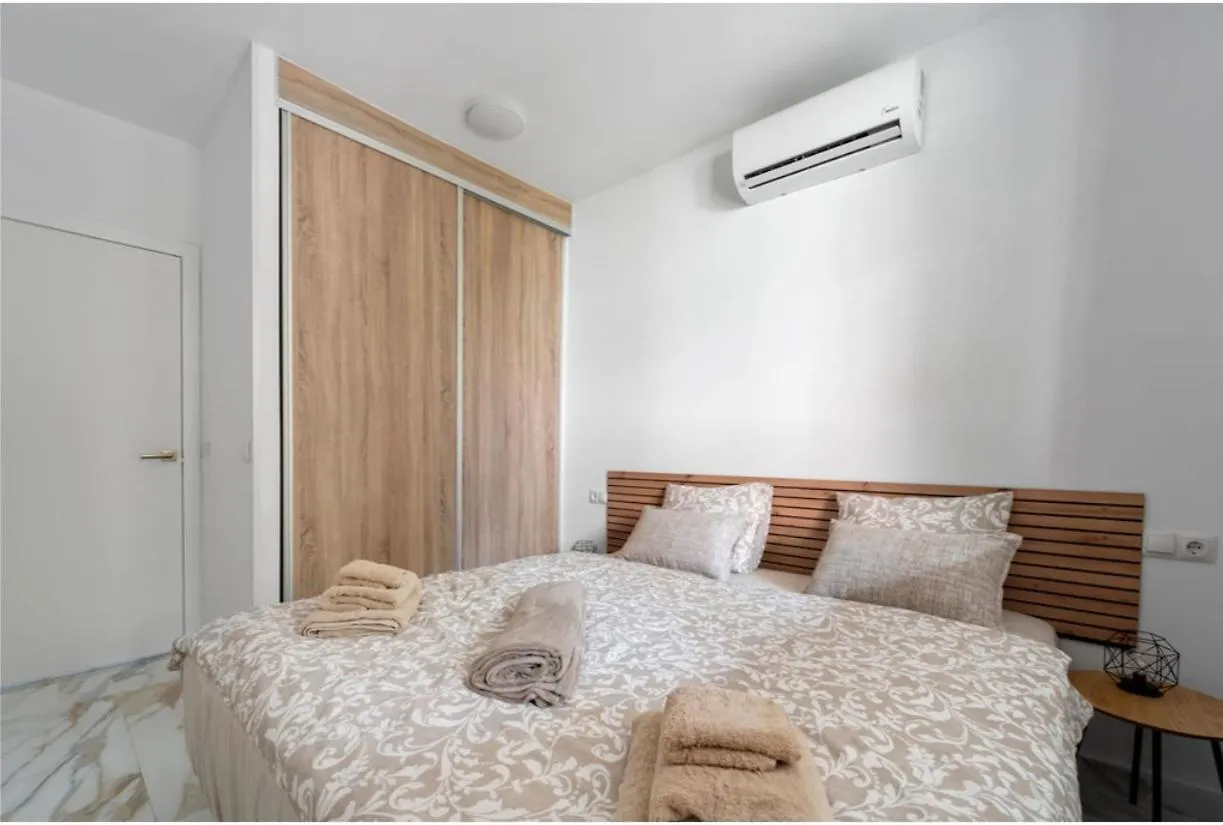 Casa Adela At Green Parrot Apartments At Carihuela Torremolinos