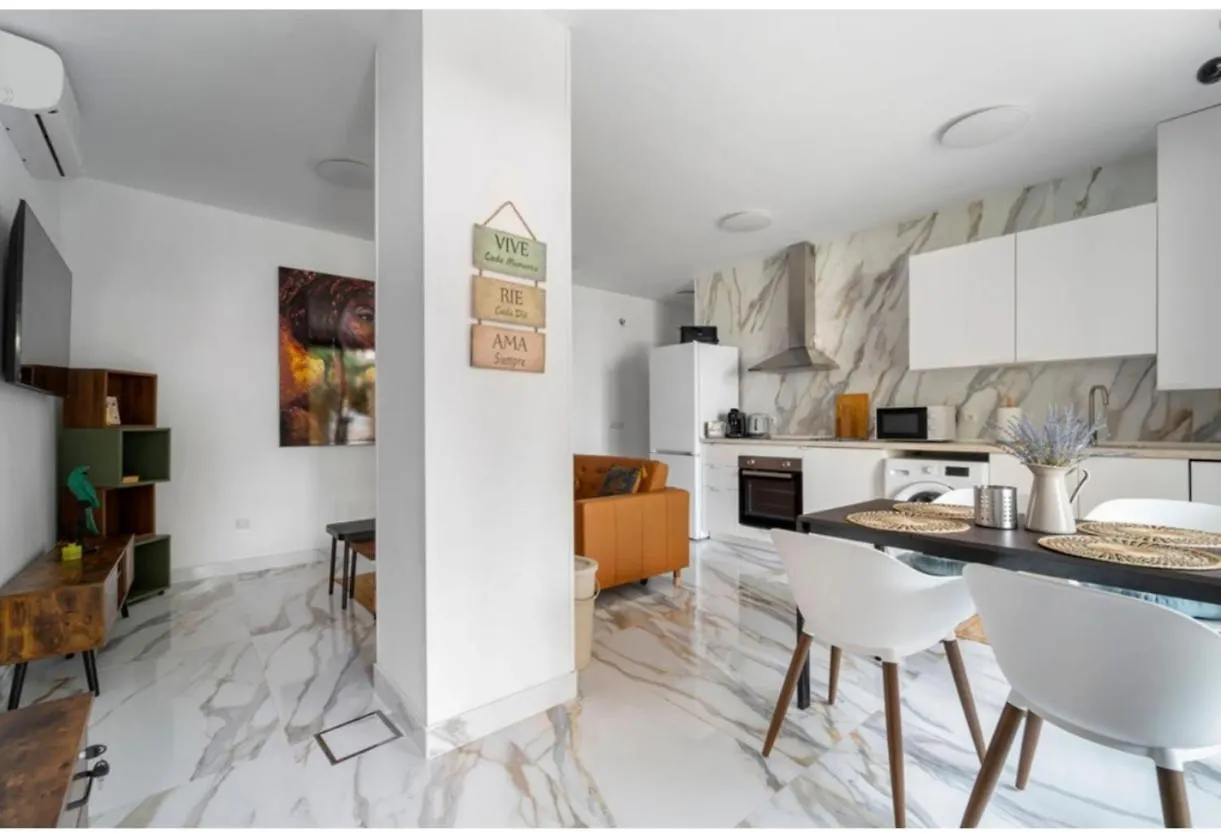Casa Adela At Green Parrot Apartments At Carihuela Torremolinos